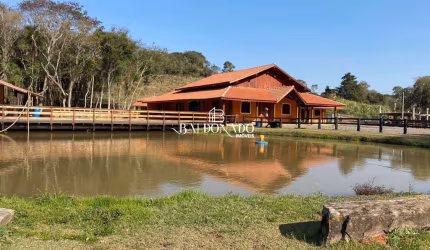 CHÁCARA EM EXTREMA MG 9.000 M² RANCHO LAGO RIACHO 5 SUÍTES