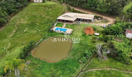CHÁCARA EM TOLEDO MG À VENDA 1900M² 4 QUARTOS TANQUE PISCINA