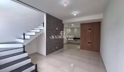 CASA SOBRADO EM EXTREMA MG VENDA 70M² R$380MIL 2KM DO CENTRO