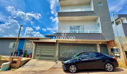 CASA EM EXTREMA MG PARA ALUGAR ESPAÇOSA QUINTAL 3 DORM GARAGEM