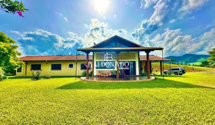 Sítio em Cambuí MG à venda 52.000 m² 3 suítes 6 km do centro