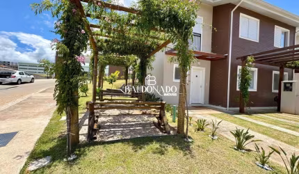 Casa em EXTREMA MG à venda condomínio com lazer 02 quartos
