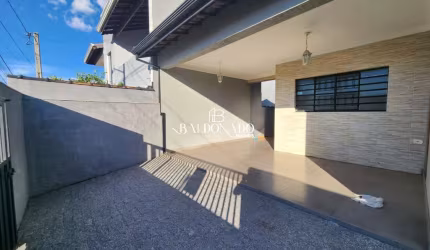 Casa em Extrema MG para alugar 2 DORM. área gourmet garagem