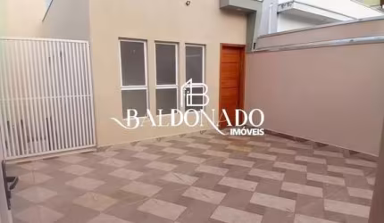 CASA SOBRADO EM EXTREMA MG PARA ALUGAR 3 QUARTOS 2KM CENTRO