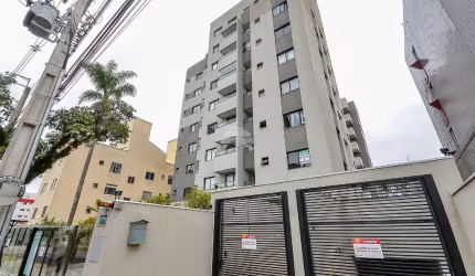 Apartamento mobiliado no Bacacheri