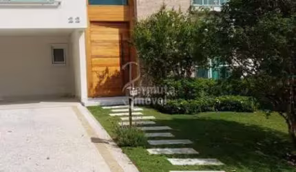 Casa à venda no Tamboré com 500m², Santana de Parnaíba/SP