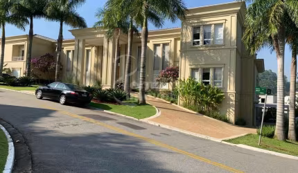 Residencial Villa Solaia - Casa com 1200m² 5 suítes, 7 banheiros, piscina, jacuzzi, e elevador no Vila Solaia