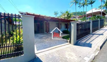 Casa com 4 dormitórios, 172 m² - venda por R$ 750.000,00 ou aluguel por R$ 4.527,27/mês - Velha Central - Blumenau/SC