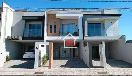 Casa Alto Padrão, com 3 suítes, 146 m² por R$ 780.000 - Velha Central - Blumenau/SC
