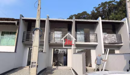 Descubra o encanto deste lindo sobrado com 2 dormitórios, localizado em uma das áreas mais tranquilas do Testo Salto.