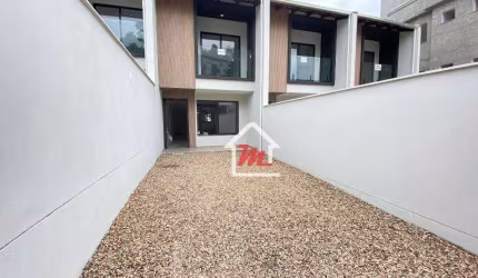 Sobrado duas suítes com piscina