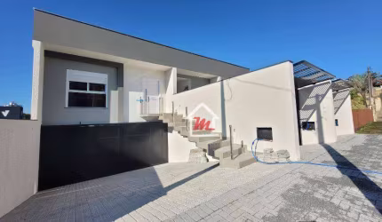 Sobrado com 3 dormitórios à venda, 263 m² por R$ 1.050.000,00 - Velha - Blumenau/SC