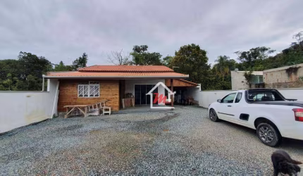 Casa com 3 dormitórios à venda, 120 m² por R$ 580.000,00 - Itacolomi - Balneário Piçarras/SC