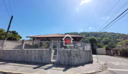 Casa com 3 dormitórios à venda, 224 m² por R$ 850.000,00 - Salto Weissbach - Blumenau/SC
