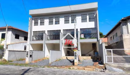 Lindo Sobrado com 2 suítes, no bairro Passo manso. Ideal para você que busca espaço e conforto. Conta com 100m² de área privativa.