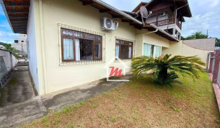 Casa à venda, 105 m² por R$ 680.000,00 - Velha Central - Blumenau/SC