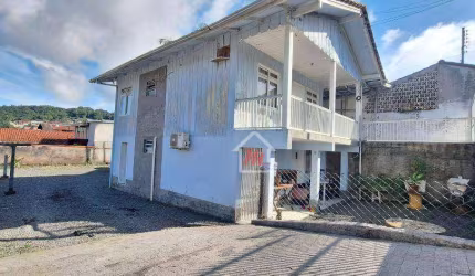 Casa com 3 dormitórios à venda, 136 m² por R$ 450.000,00 - Velha - Blumenau/SC