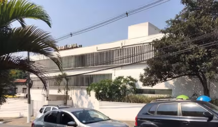 Agradável casa comercial para venda e locação, 585m²