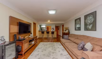 Confortável apartamento tipo para venda com 3 quartos, sendo 3 suítes, 144m²