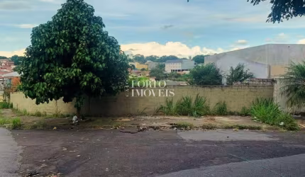 Terreno à venda na Rua Maurício Jammel, 3164, Parque São Quirino, Campinas por R$ 300.000