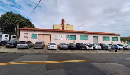 Barracão / Galpão / Depósito para alugar na Rua Buarque de Macedo, 308, Vila Nova, Campinas, 208 m2 por R$ 15.000