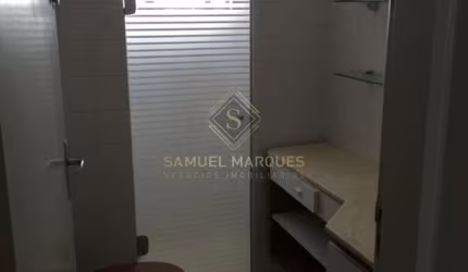 Alugo Casa Comercial em Espinheiro  -  Recife