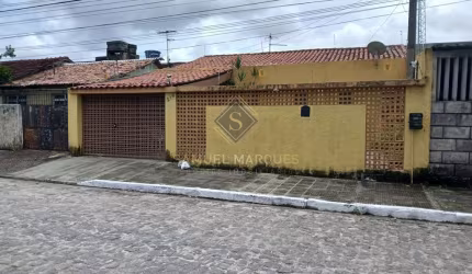 Casa em Areias  -  Recife