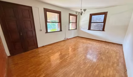 Casa com 3 quartos para alugar na Rua Artur Itabirano, 501, São José, Belo Horizonte por R$ 3.800
