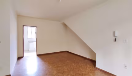 Apartamento com 3 quartos para alugar na Rua Professor Hermínio Guerra, 201, Itapoã, Belo Horizonte por R$ 1.800