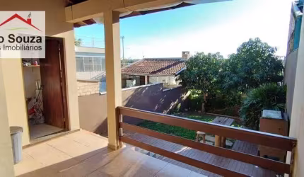 Sobrado com 3 dormitórios à venda, 128 m² por R$ 590.000,00 - Parque Amador - Esteio/RS