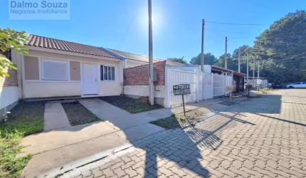 Casa com 2 dormitórios à venda por R$ 210.000 - Recanto dos Girassóis - Cachoeirinha/RS