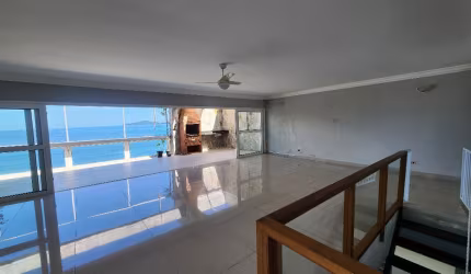 COBERTURA DUPLEX PARA VENDA FRENTE MAR.