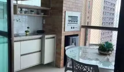 APARTAMENTO NO OCEAN TOWER 4 QUARTOS 2 SUITES