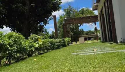 CASA DE CONDOMINIO EM ALDEIA