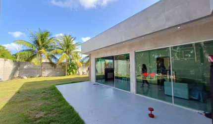 CASA EM PIEDADE MODERNA COM TERRENO AMPLO PODENDO SER COMERCIAL