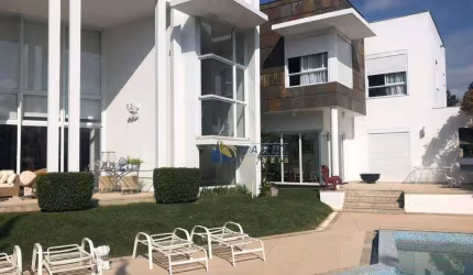 Sobrado Magnífico à Venda no Residencial Morada dos Lagos... O melhor condomínio da Aldeia da Serra!!