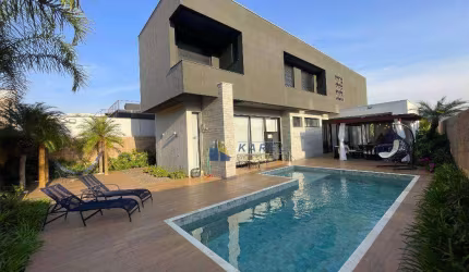 SOBRADO à VENDA MOBILIADO, NO INTERIOR, 4 SUÍTES, PISCINA, ÁREA GOURMET INTEGRADA em Cond. Fechado Tipo Clube VALE DAS ÁGUAS em BRAGANÇA PAULISTA!!
