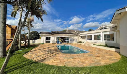 CASA TERREA para VENDA  no Condomínio Rosário de Fátima em Bragança Paulista com 2000m² de Terreno Plano e Gramado!!
