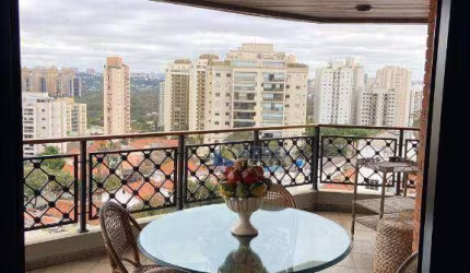 Apartamento à Venda no Condomínio Villa Inglesa I de 310m² da Área Útil, 4 Suítes, 5 Vagas e Lazer Completo no Alto de Pinheiros ao Lado do Parque