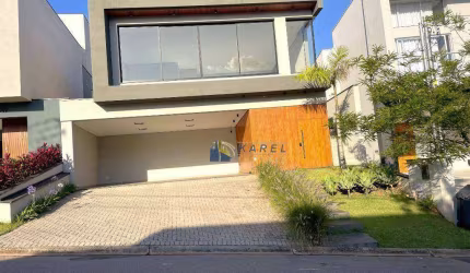 CASA TÉRREA à VENDA com 3 SUITES, PISCINA, ÁREA GOURMET INTEGRADA no Condomínio Tipo Clube VALE DAS ÁGUAS em BRAGANÇA PAULISTA!