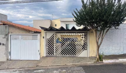 SOBRADO à VENDA com 3 DORMITÓRIOS Sendo 2 SUÌTES, 4 VAGAS na VILA MARARI.