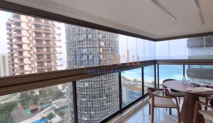 Acquabella, apartamento 4 quartos na praia da Barra com infraestrutura