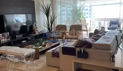 Atlântico Sul, apartamento 3 quartos na praia da Barra com infraestrutura