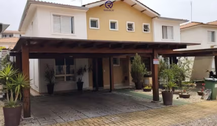 Condomínio Recanto Praças Residenciais - Casa à venda no bairro Setor Negrão de Lima - Goiânia/GO