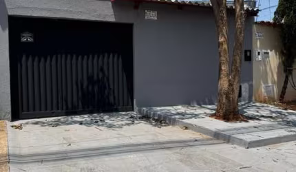 Casa à venda no bairro Jardim Mont Serrat Complemento - Aparecida de Goiânia/GO