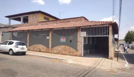 Casa à venda no bairro Vila Redenção - Goiânia/GO