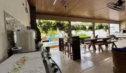 Casa com piscina