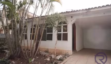 Casa à venda no bairro Setor Nova Suiça em Goiânia/GO