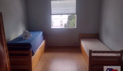 Apartamento no Bairro do Boqueirão a 100 metros da Praia - R$ 180.000,00