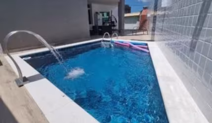 Vendo linda casa com piscina em Vargem grande